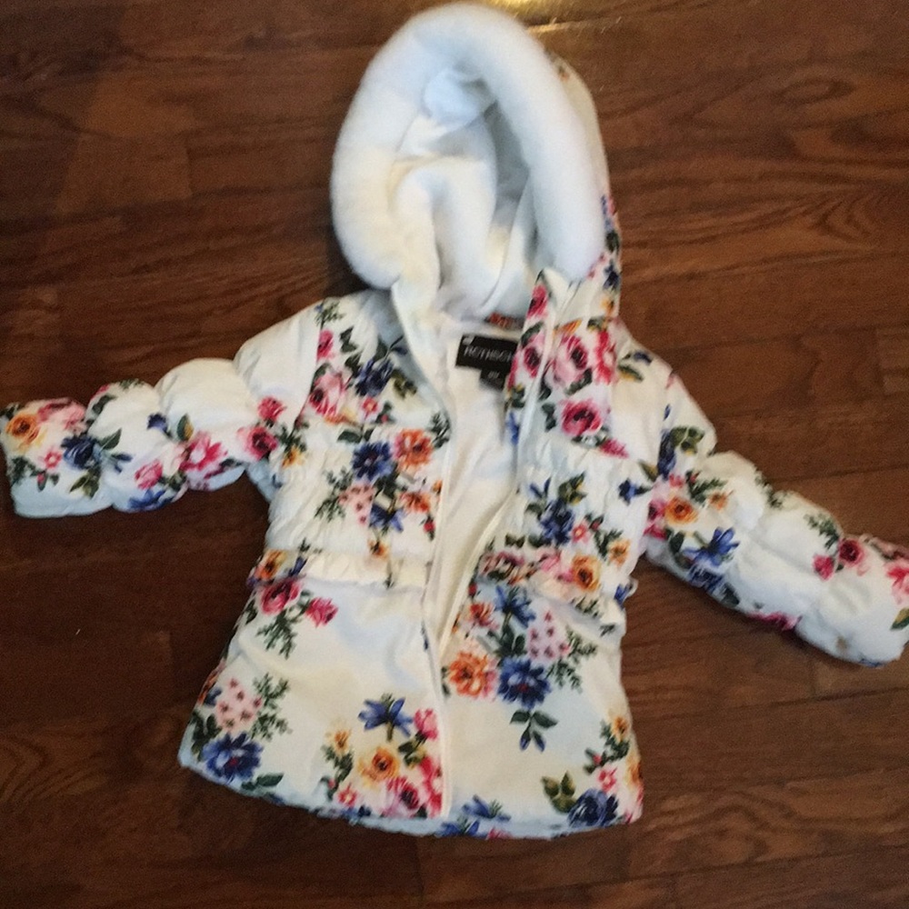 Lovely Rothschild toddler winter coat in excellent condition.